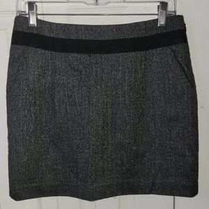 Size 4 Black Silver Metallic Skirt